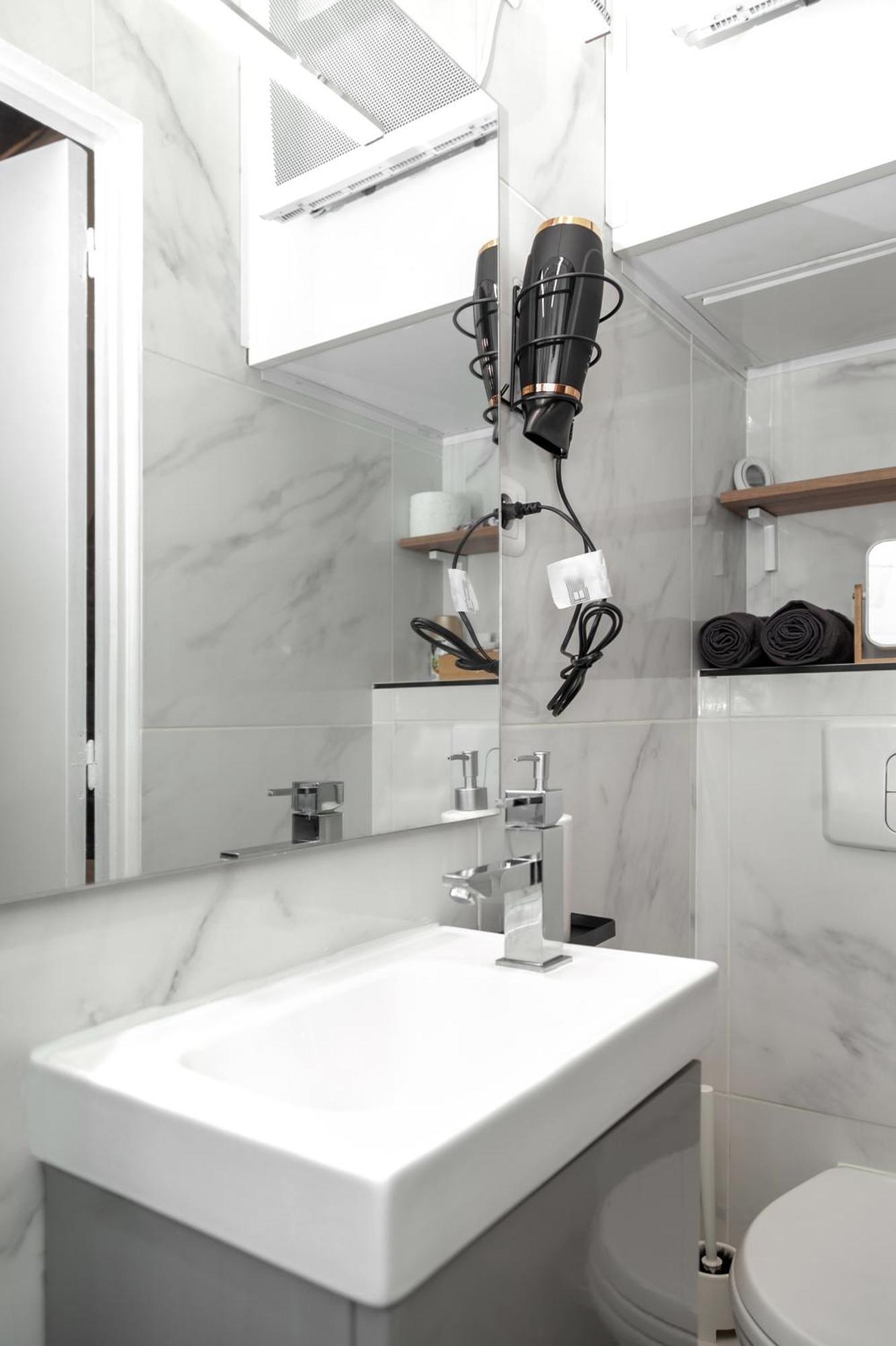 Appartement Le Columba-studio Parisien Saint-germain Parijs